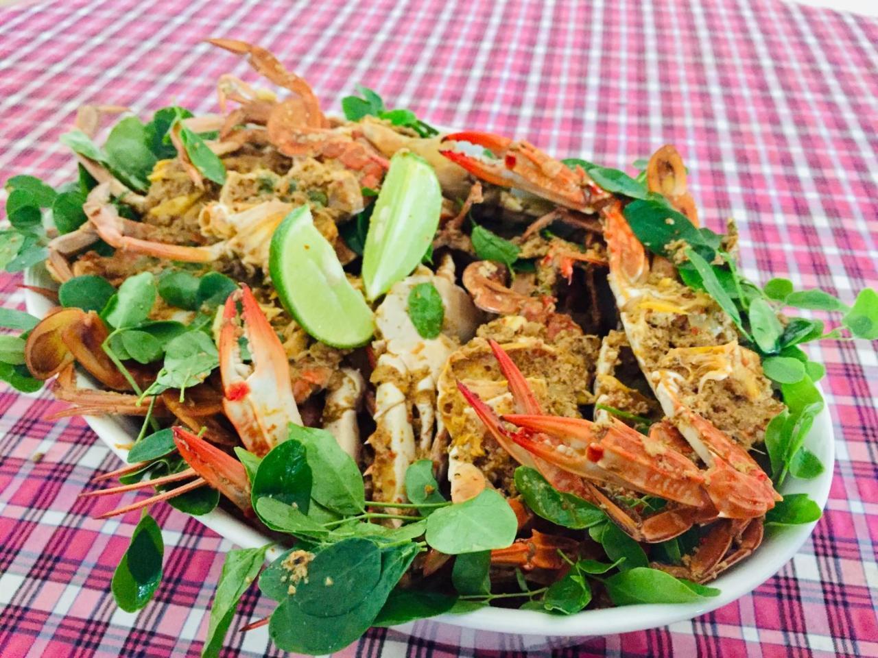 Sweet Home Tourist Rest, Cooking Classes & Tours Anuradhapura Exterior foto